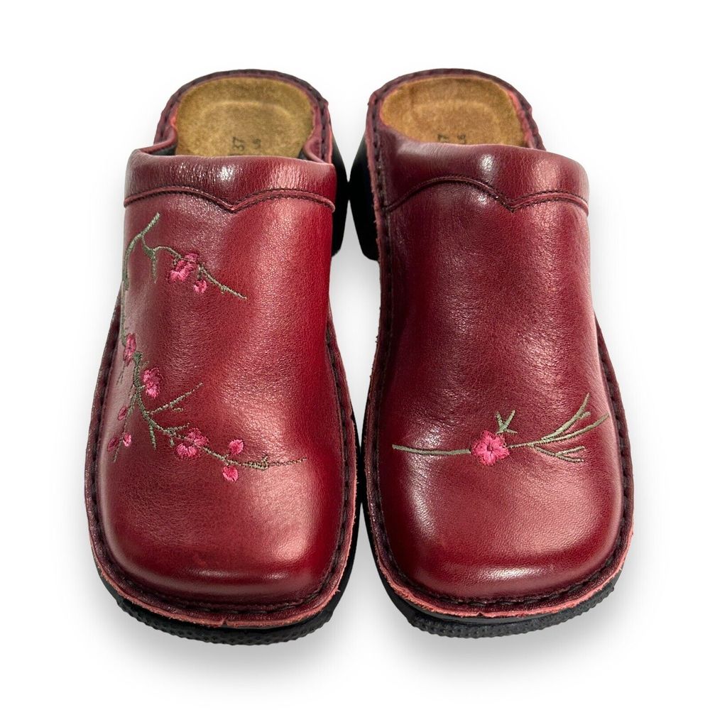 NAOT Mule Clog Shoe Sz EU 37 US 6 Red Leather Kimono Cherry Blossom Slip Ons